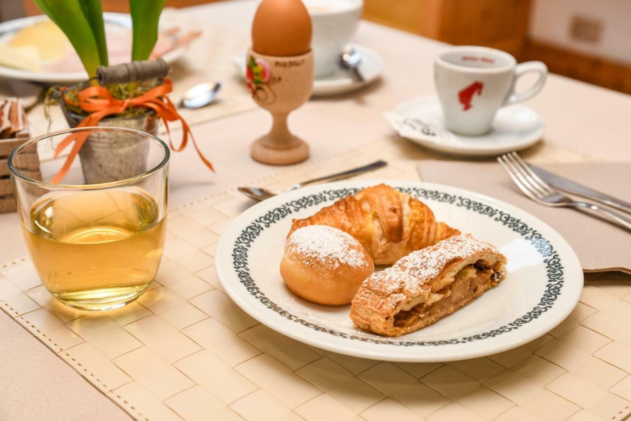 Bepy Hotel Garni Giustino 외부 사진