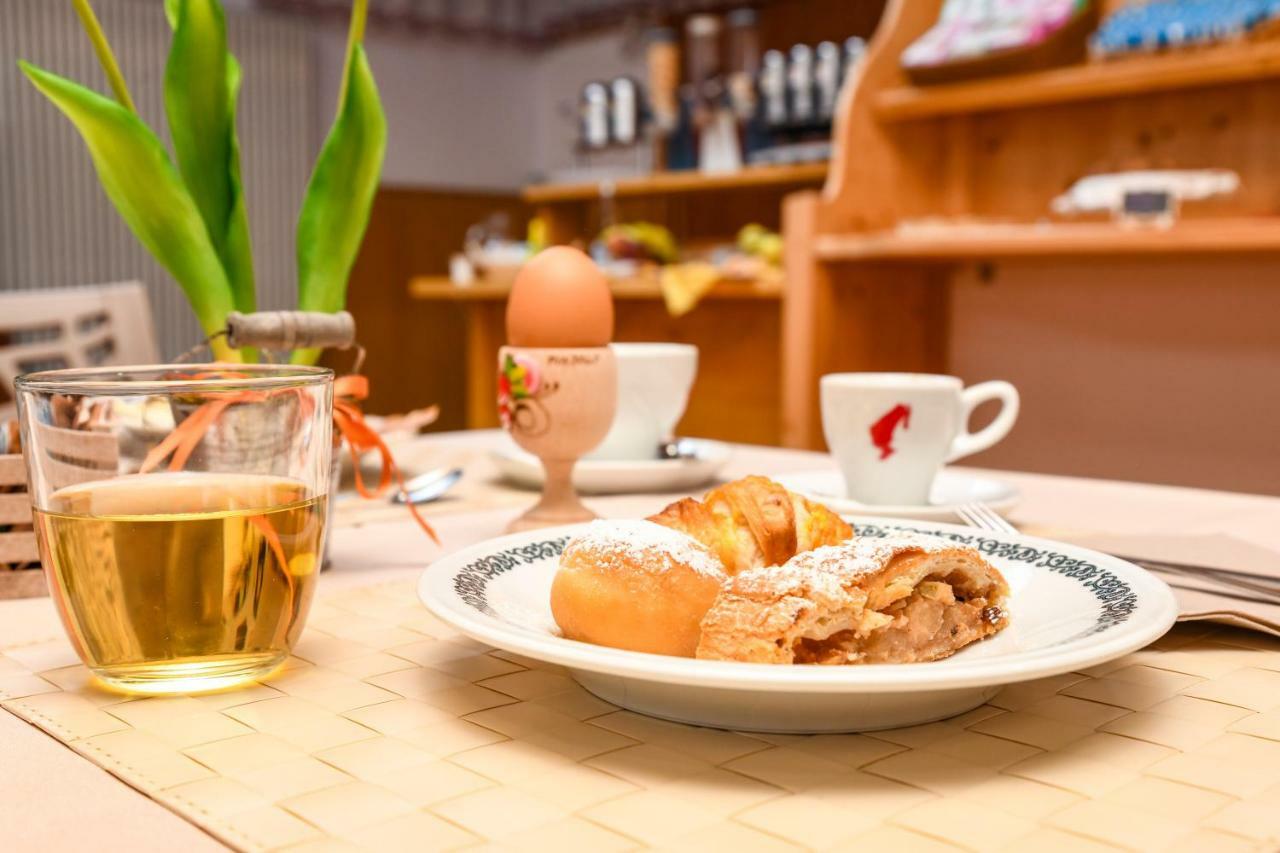 Bepy Hotel Garni Giustino 외부 사진